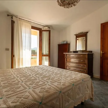 Holiday home Ginepro, Spaziosa, A 200 Metri Dal Mare Marongiu