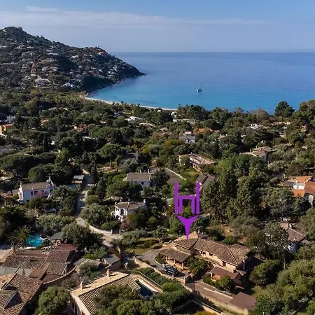 Ginepro, Spaziosa, A 200 Metri Dal Mare * Marongiu
