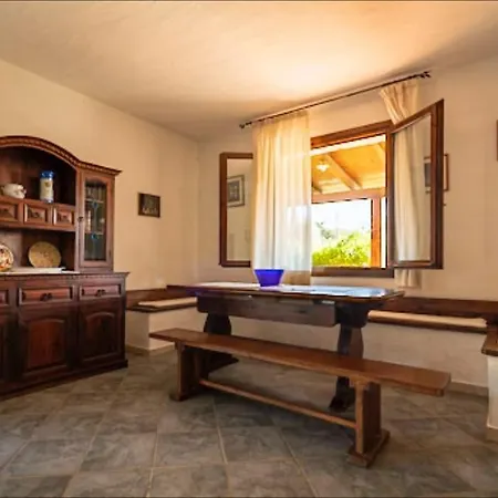 Ferienhaus Ginepro, Spaziosa, A 200 Metri Dal Mare