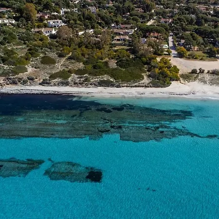 Ginepro, Spaziosa, A 200 Metri Dal Mare Marongiu